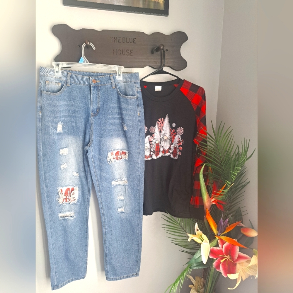 Gnome Buffalo Plaid Color Block Top with Matching Distressed Pants Size XL